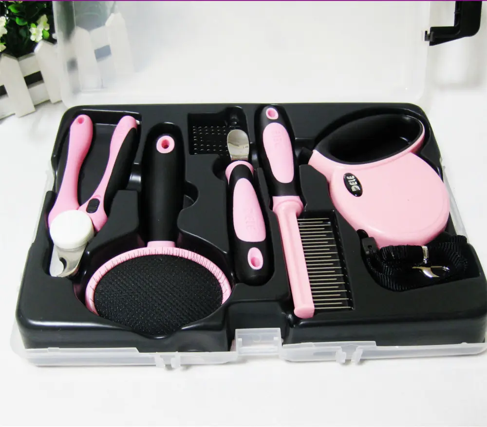 Pet Traction Rope and Dog Go Out Grooming Kit