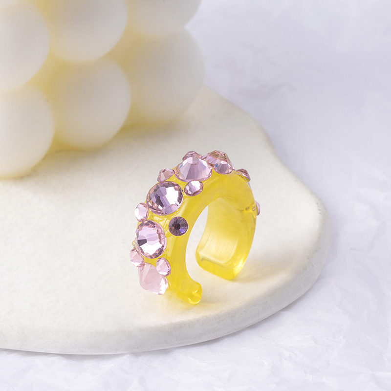 Title 8, Cute Crystal Flower Acrylic Resin Ring Aestheti...