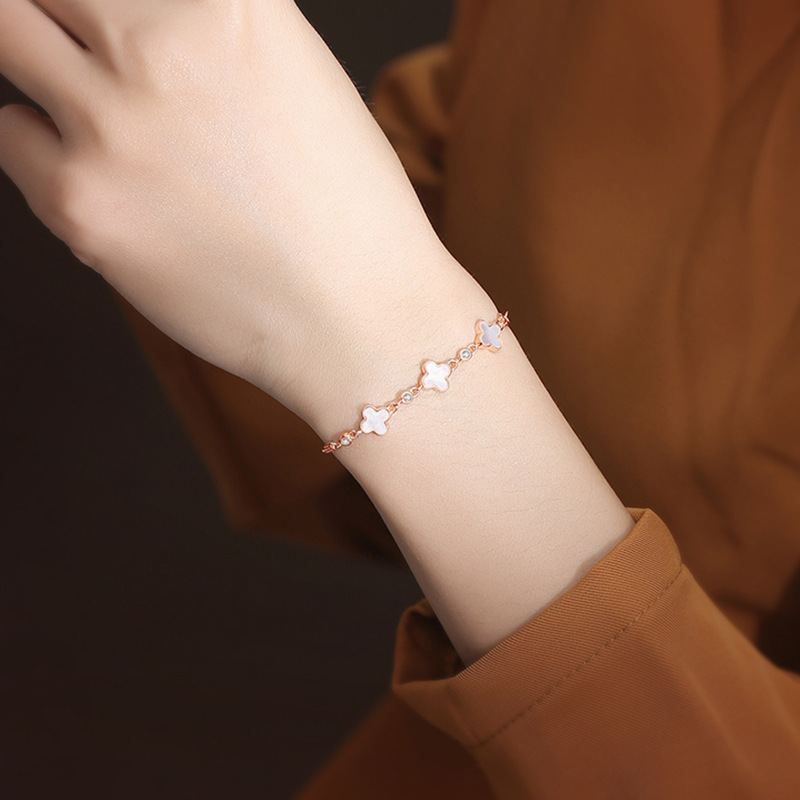 Women's Simple Fashion Personality Sterling Silver Diamond Bracelet