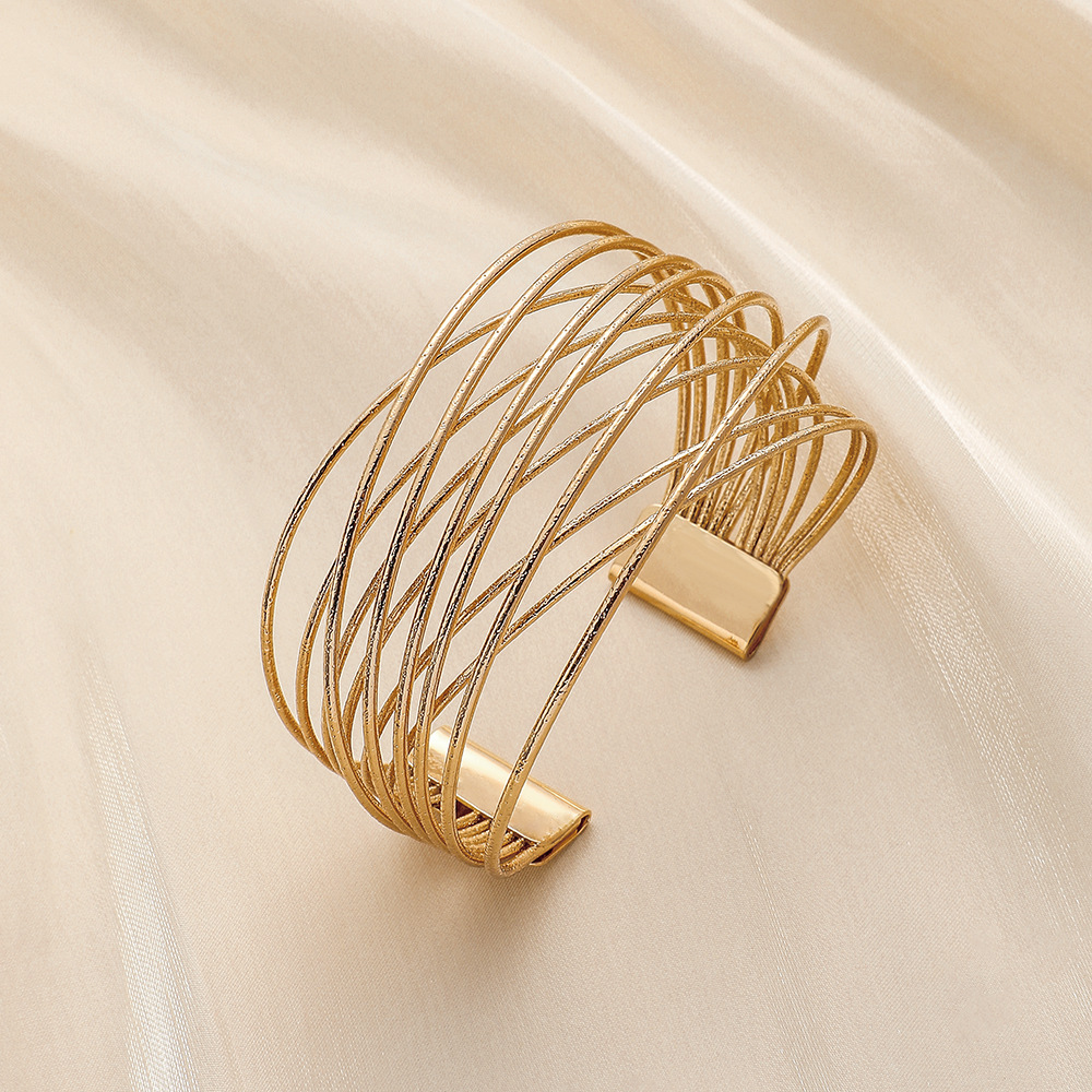 Women's Fashion Personalized Metal Line Mesh Bracelet