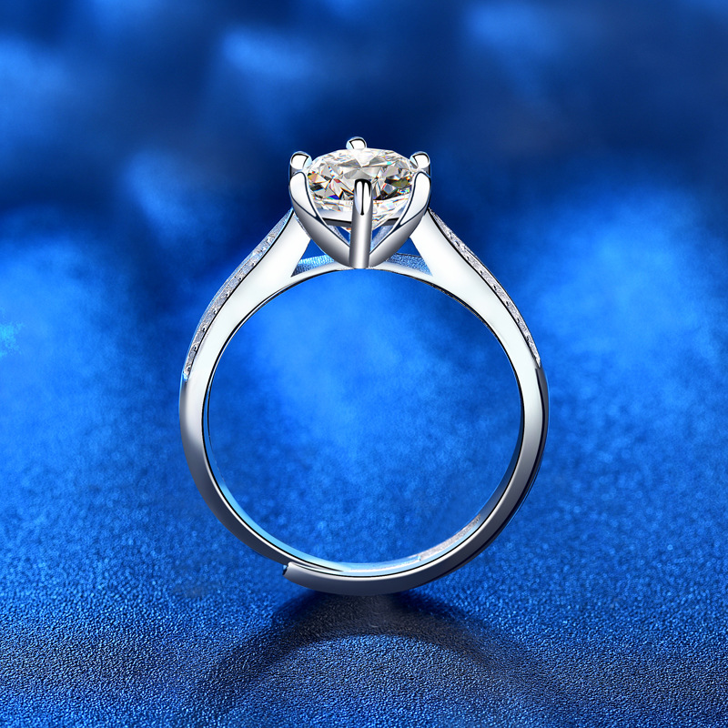 Women's Fashion Sterling Silver Moissanite Ring