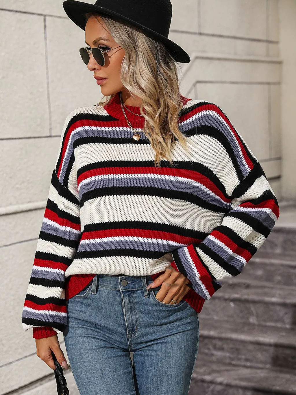 Women's Loose Round Neck Striped Sweater - Red