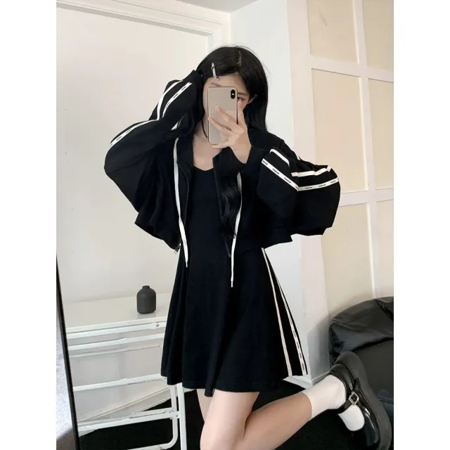 Women's Sports Suit Skirt Coat Temperament Leisure Black Short Two Piece Set - Shop at LoveMi