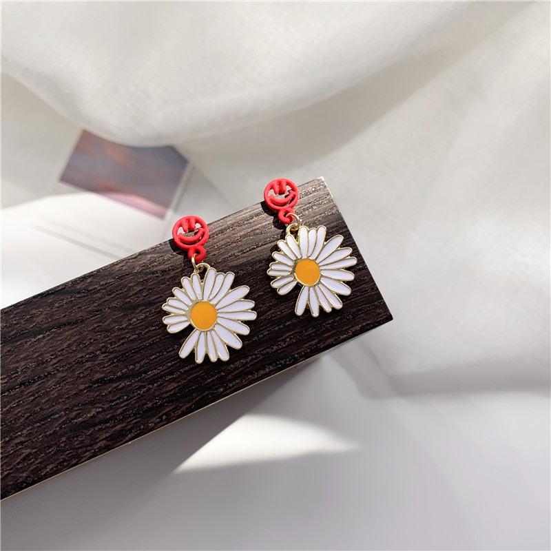 Title 2, Little Chrysanthemum Smiling Face Flower Earrin...