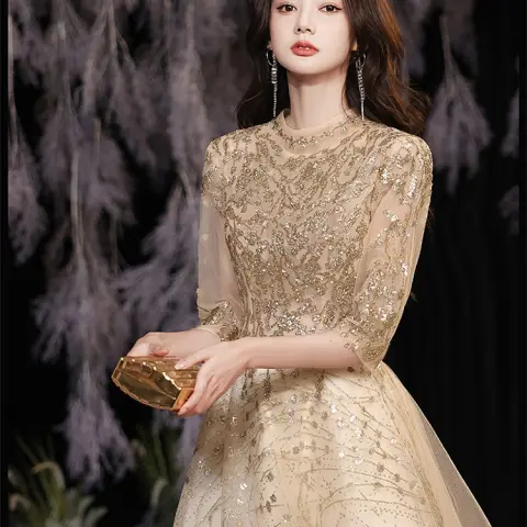 Evening Dress Host's Light Luxury and Advanced Sense
