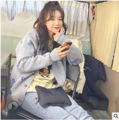 The Same Grey And Blue Flower Embroidered Knitted Cardigan