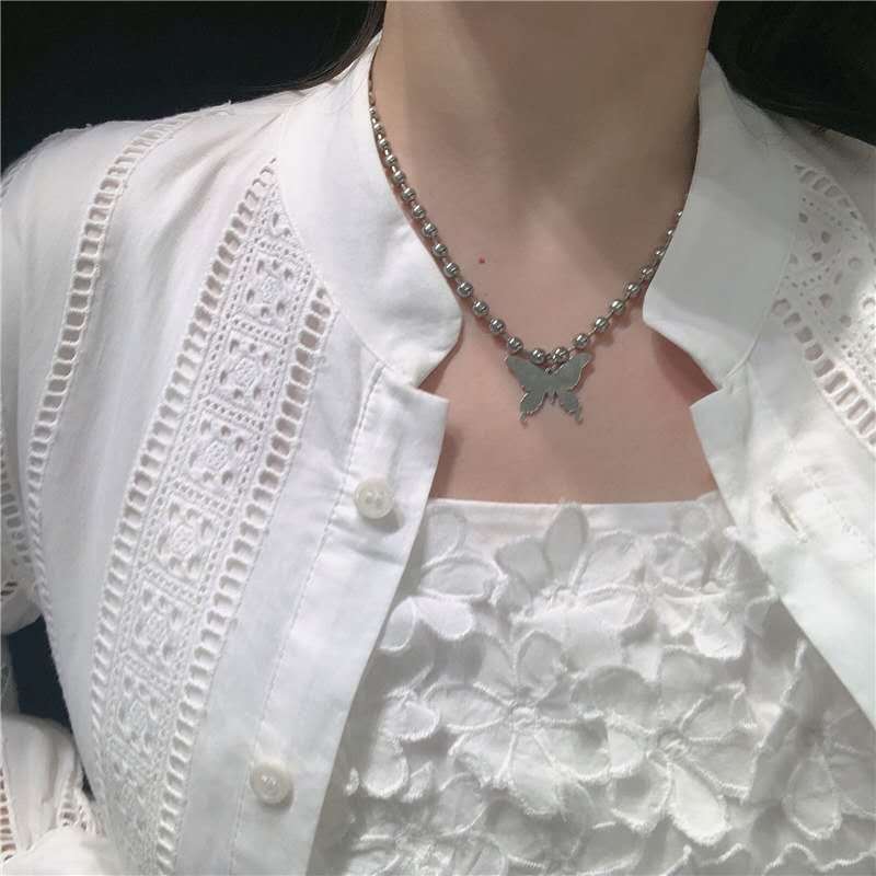 قلادة بسيطة وأنيقة للنساء بتصميم عظمة الترقوة