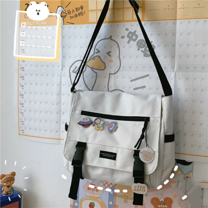 Dark Black Functional Bag Ins Retro Tooling Messenger - White
