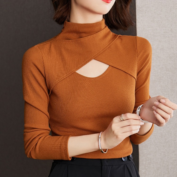 The New Autumn Ladies Temperament Fashion Asymmetric Bottoming Shirt
