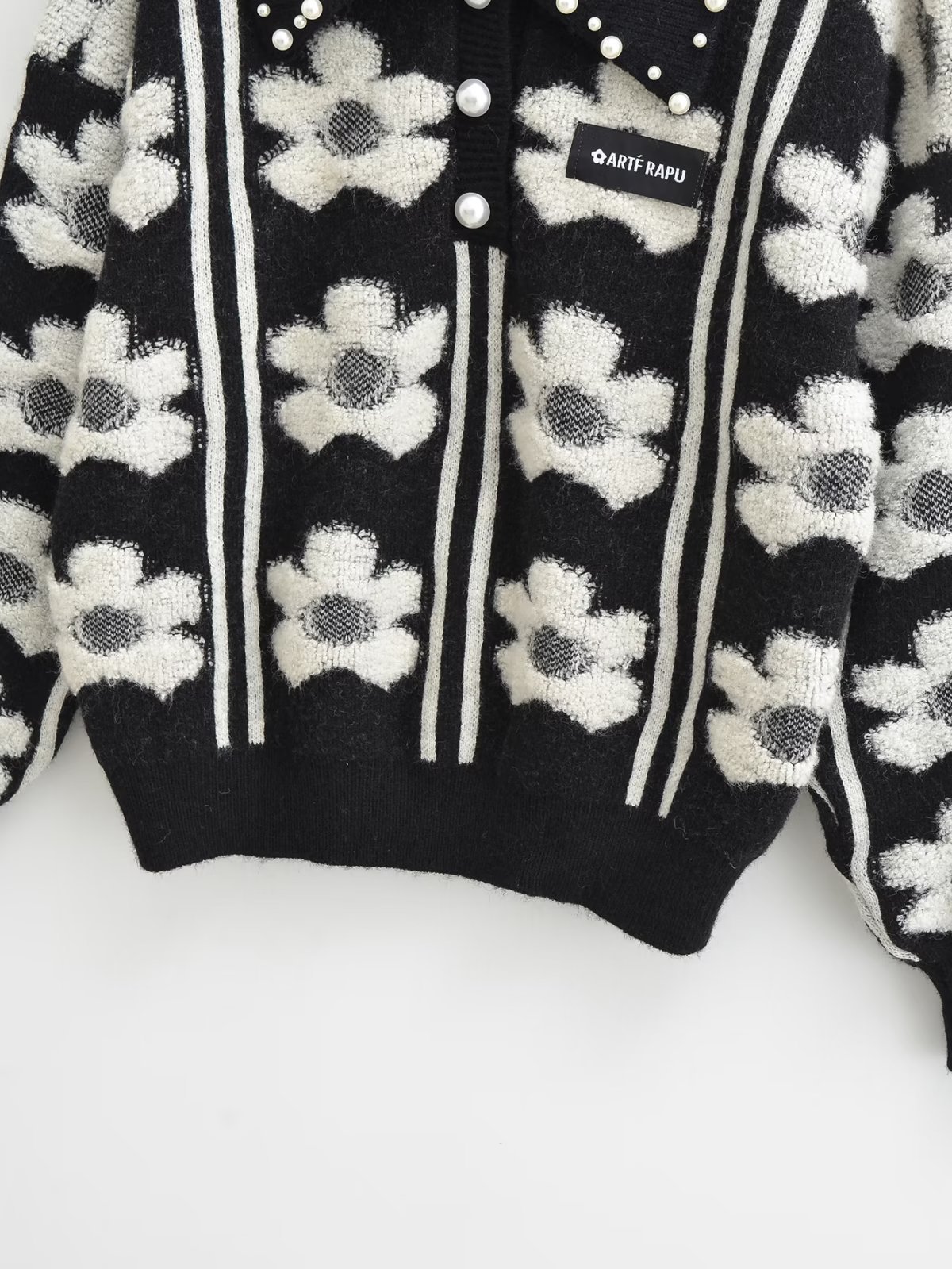 Women's Beaded Heavy Industry Lapel Flower Knitted Pullover Sweater