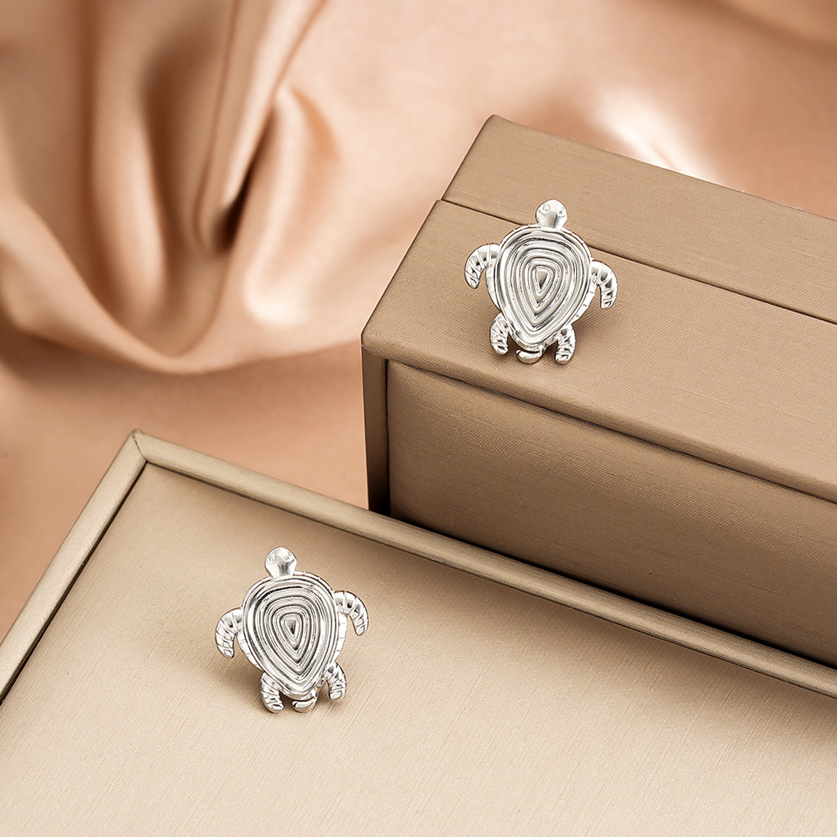 Style 34-1 Pair preview