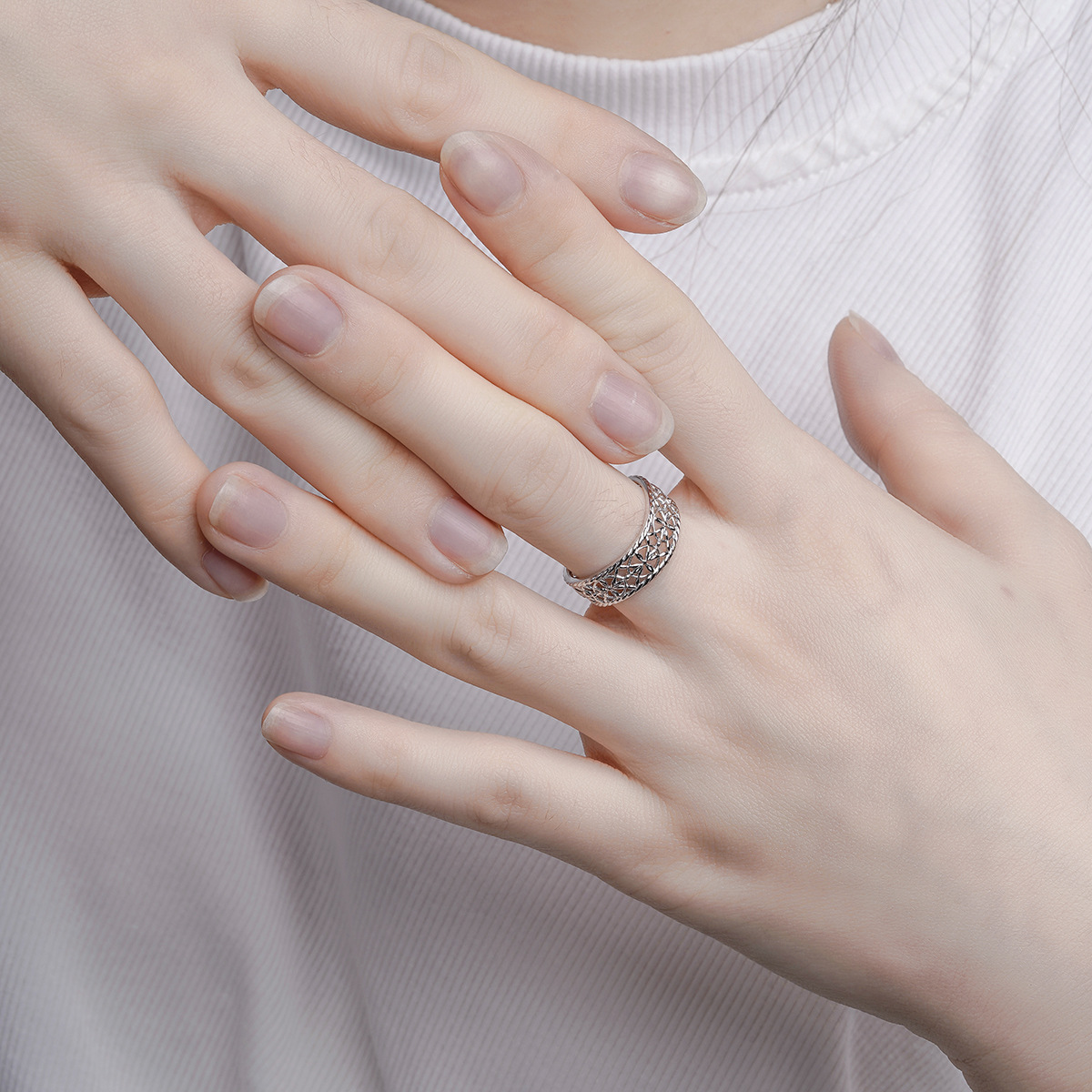 Title 1, Bague de luxe légère en argent sterling avec mo...