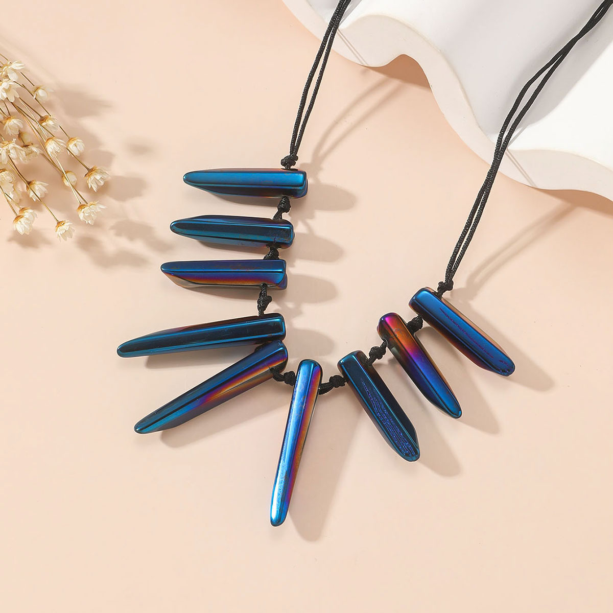 Minimalist Creative Geometric Pendant Necklace