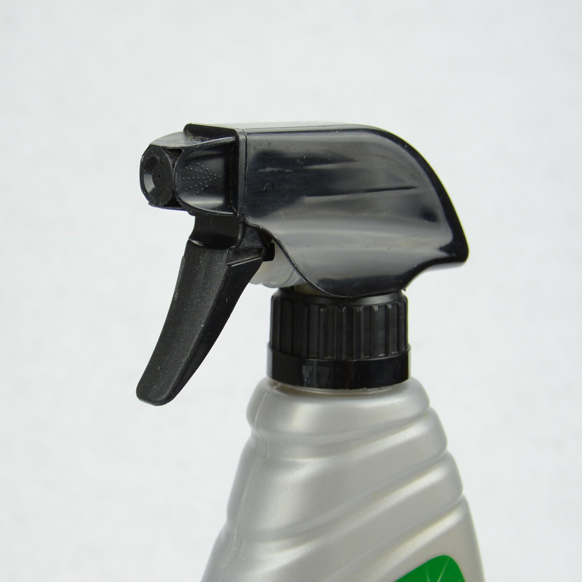 Duster Wax Polishing And Decontamination Of Automobile Paint Surface — foto 4