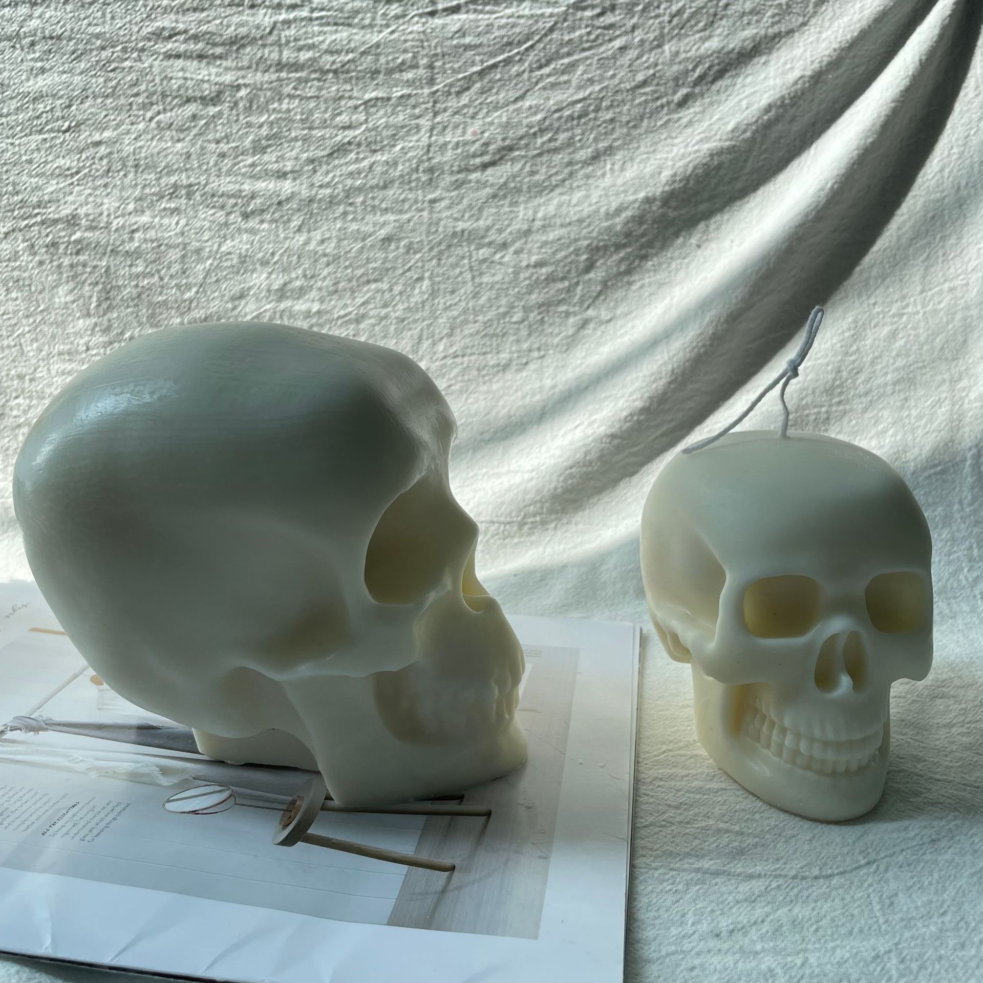 Skull candle silicone chocolate mould (white-s)