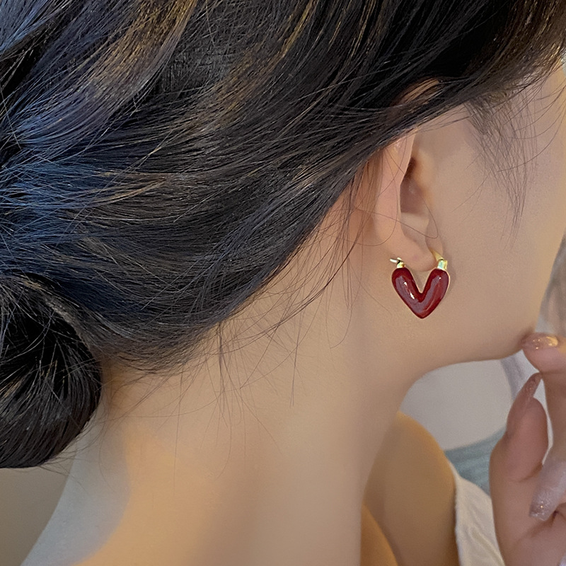 Advanced Sense Love Heart Earrings