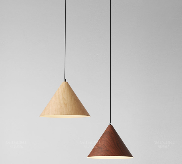 Lampadario in legno naturale – vista ambientata