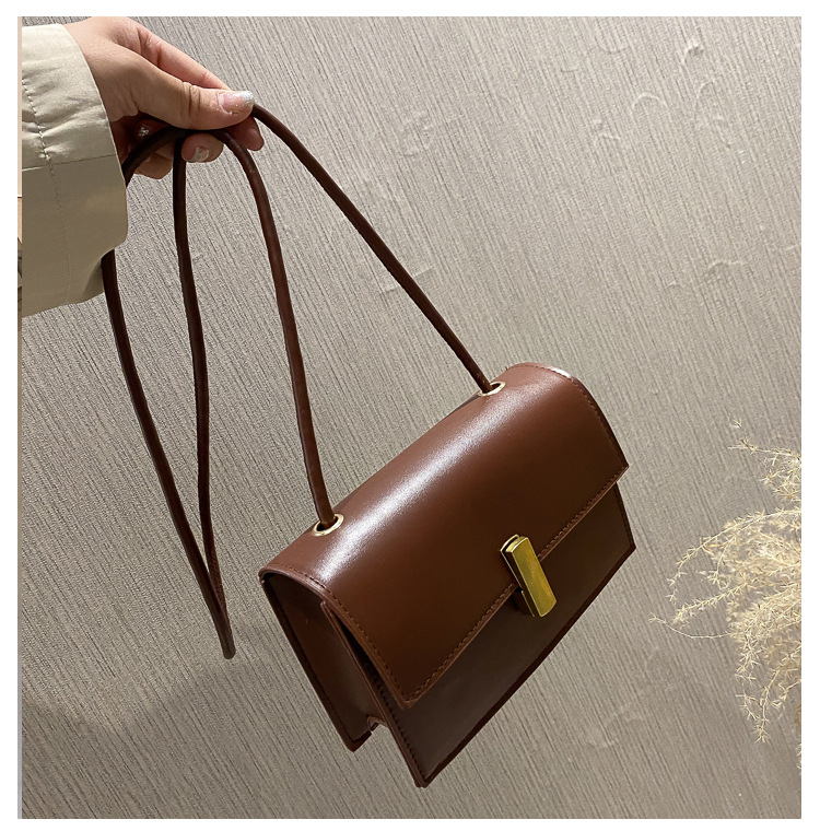 Title 3, Lock leather shoulder bag messenger female bag