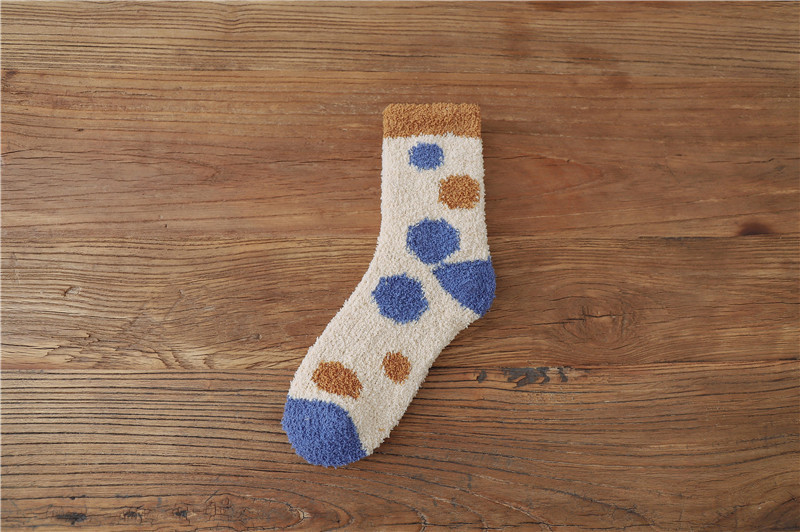 Title 1, Coral fleece home sleep socks