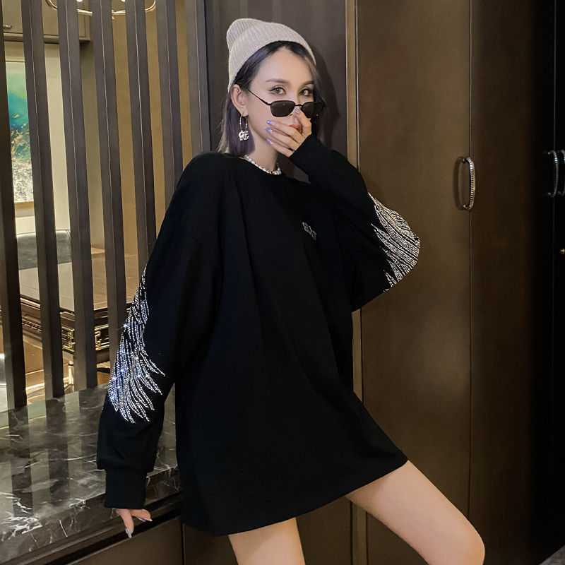 Title 2, Hot Diamond Mid-Length T-Shirt Women Long Sleeves