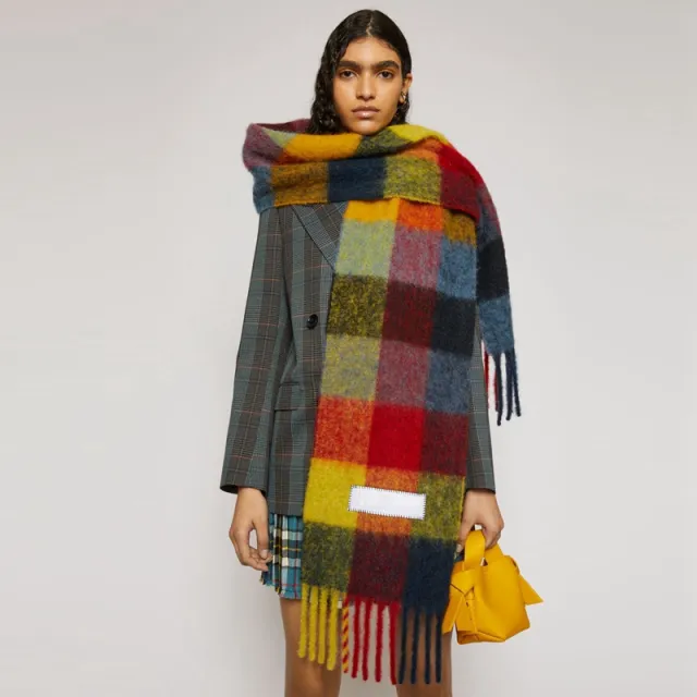 Scarf Female Color Thick Plaid Thick Tassels To Keep Warm With Labelred And Black - Shop at LoveMi