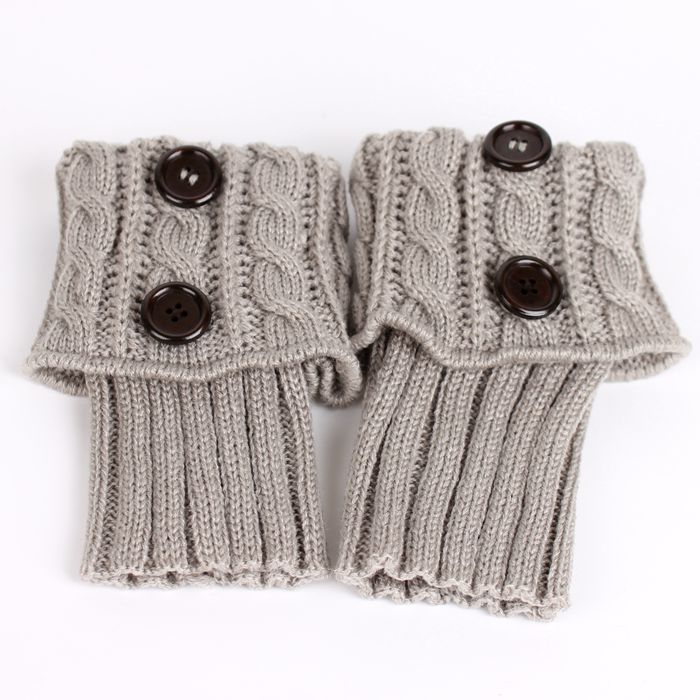 Title 4, Button twist knit socks