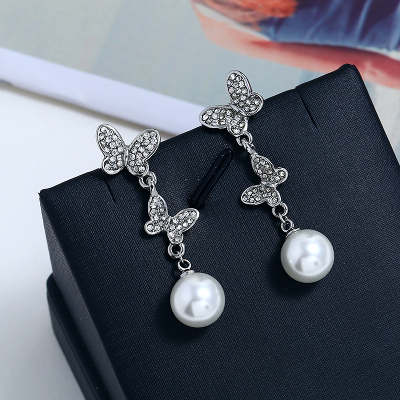 Women's Fashion Pearl Butterfly Personalized Earrings