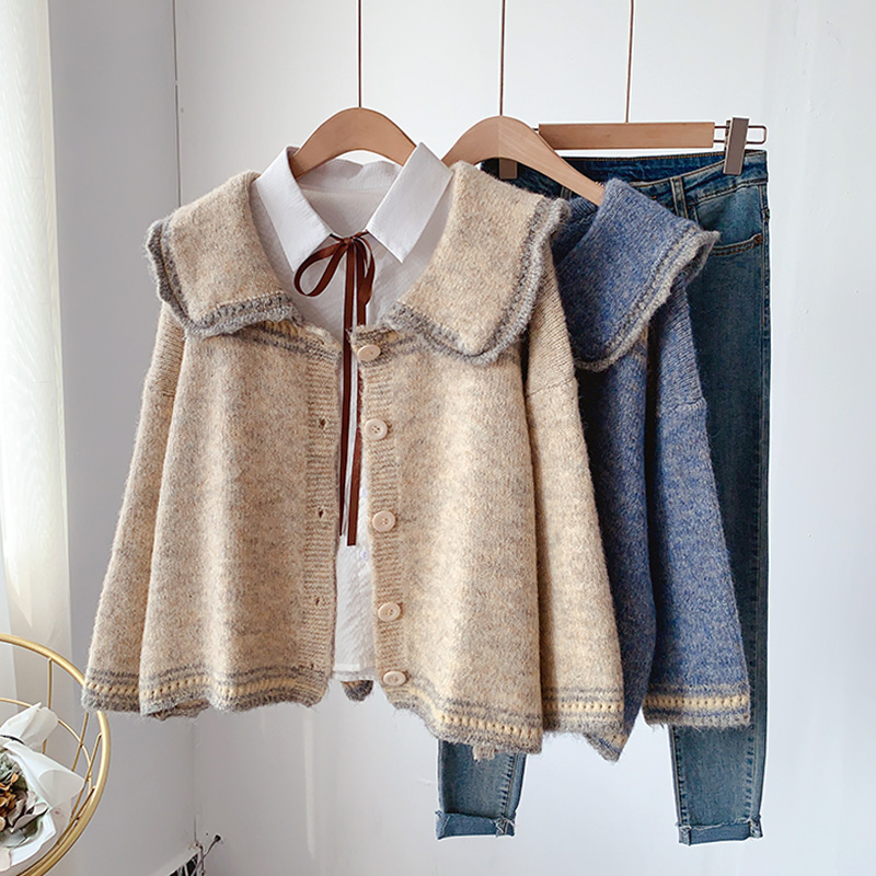 Retro Style Doll Collar Knitted Cardigan