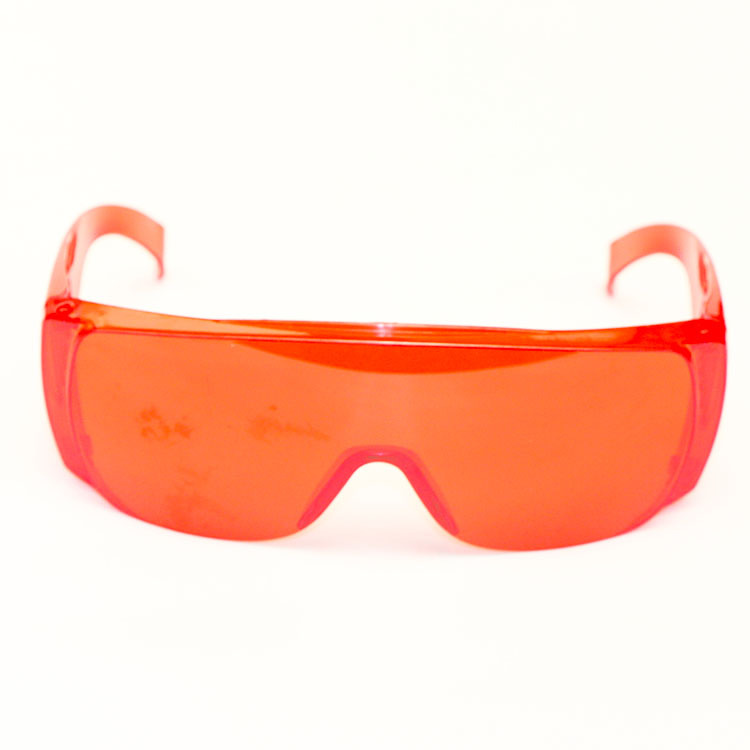 Title 1, Goggles color blinds glasses