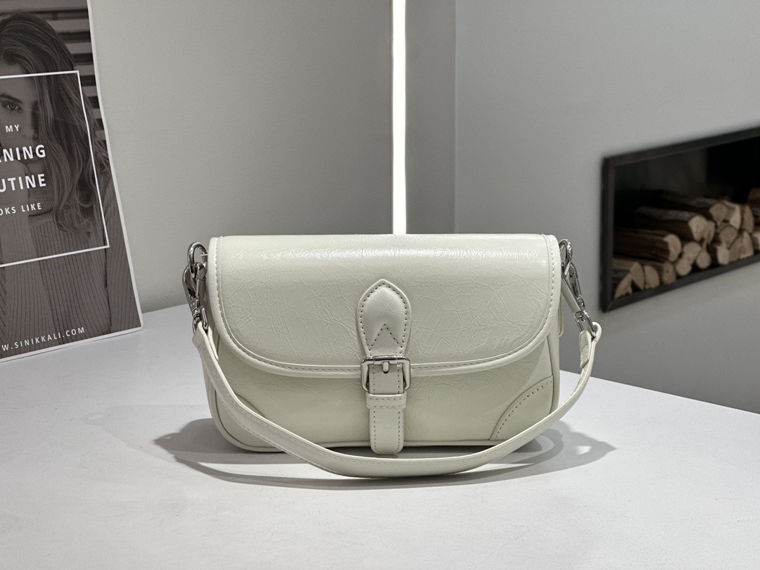 Badi Top-layer Cowhide Saddle Bag For Women 2026 New Genuine Leather Crossbody Bag, Urban Simple Small Phone Shoulder Bag