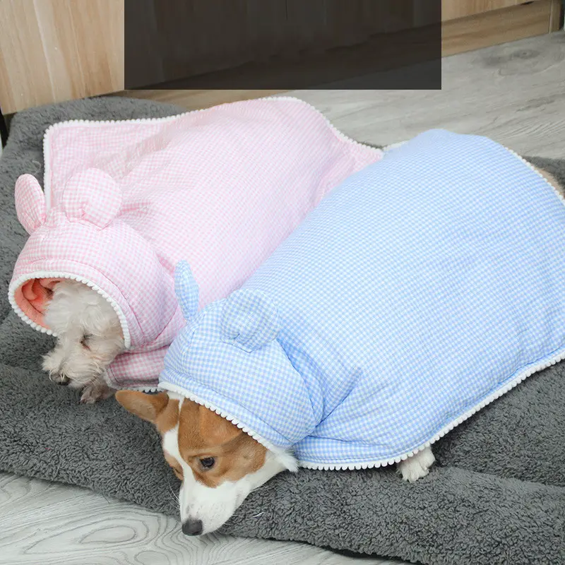 Dog Cloak Cute Plaid Cat and Dog Cover Quilt