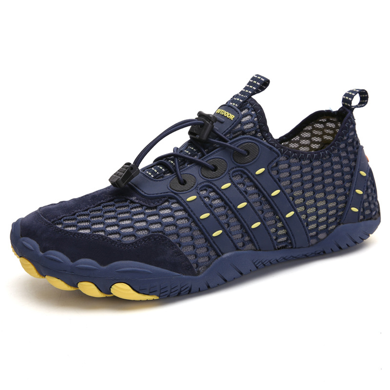 Title 11, Non-slip buckle swimming shoes