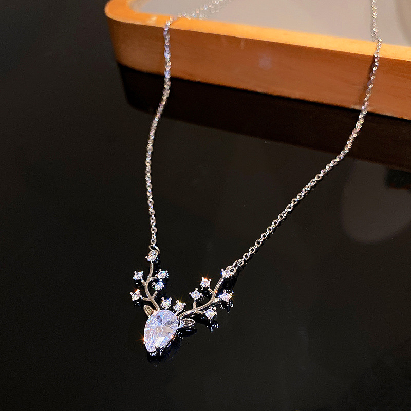 Fashion Personality Simple Clavicle Chain