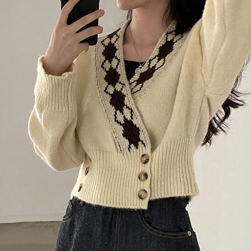 Title 6, Loose Crossover V-Neck Buttoned Waist Sweater