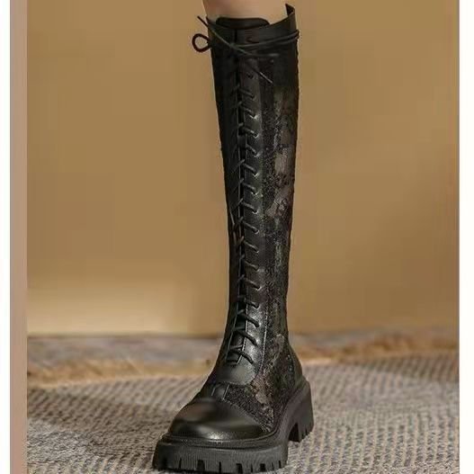 Title 8, Weiße Damen Martin Boots mit Chunky Heel und Cu...