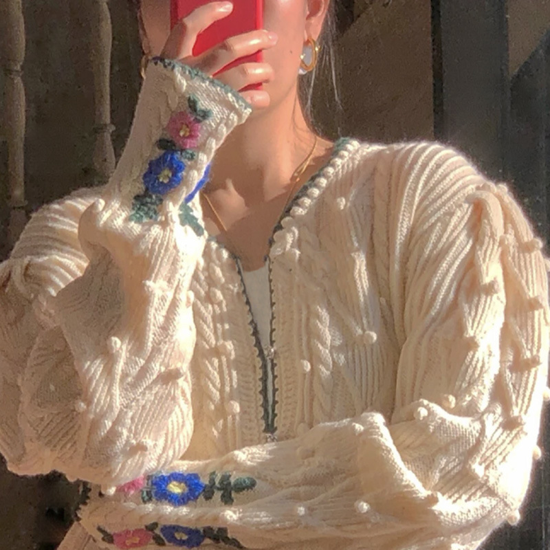 Women's Loose Embroidered Slimming Blouse Knitted Cardigan