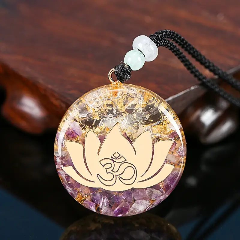 Natural Gravel Synthetic Crystal Ogan Pendant Necklace