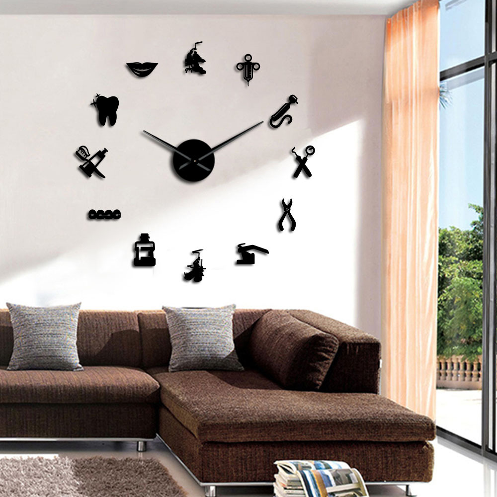 Acrylic Mirror Wall Clock, picture 4 of 5