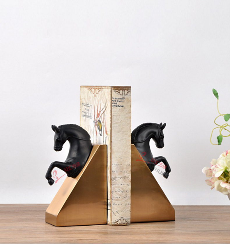 Bronzed horsehead bookends in european black
