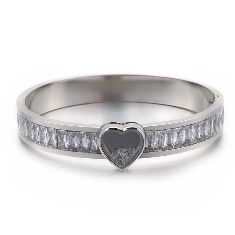 Fashion Titanium Steel Heart Shaped Zircon Bracelet