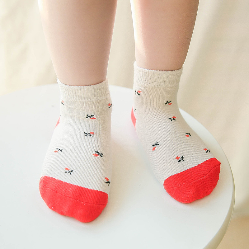 Title 1, G158 children socks wholesale