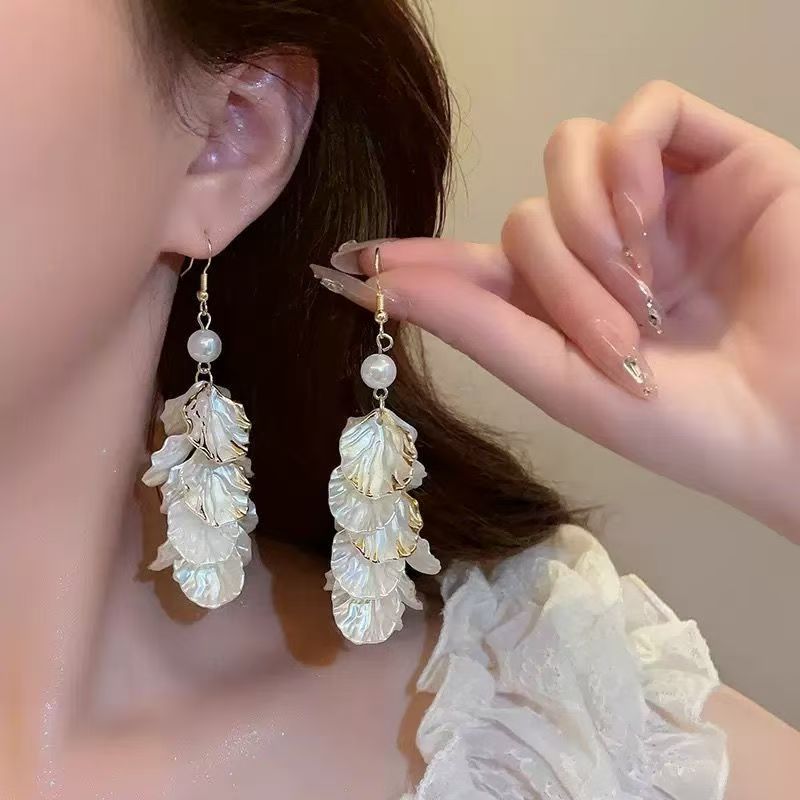 Petal Tassel Pearl Drop Earrings