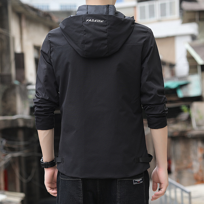 Hooded Coats Are Sporty And Loose To Fit The