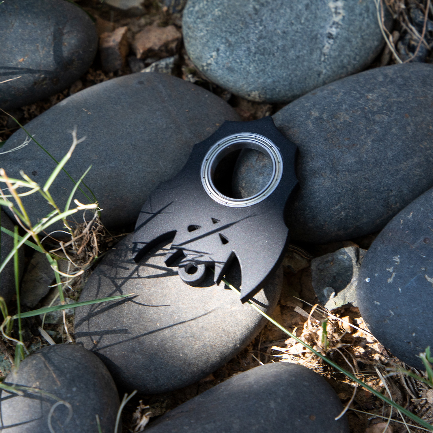 Halloween Creative Fidget Spinner Toy Bat Demon Ghost Keychain Hand Spinner Anti-Anxiety Toy Relieves Stress Bottle Opener Kids Toy