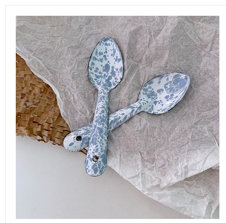 Baby blue splash ink spoon