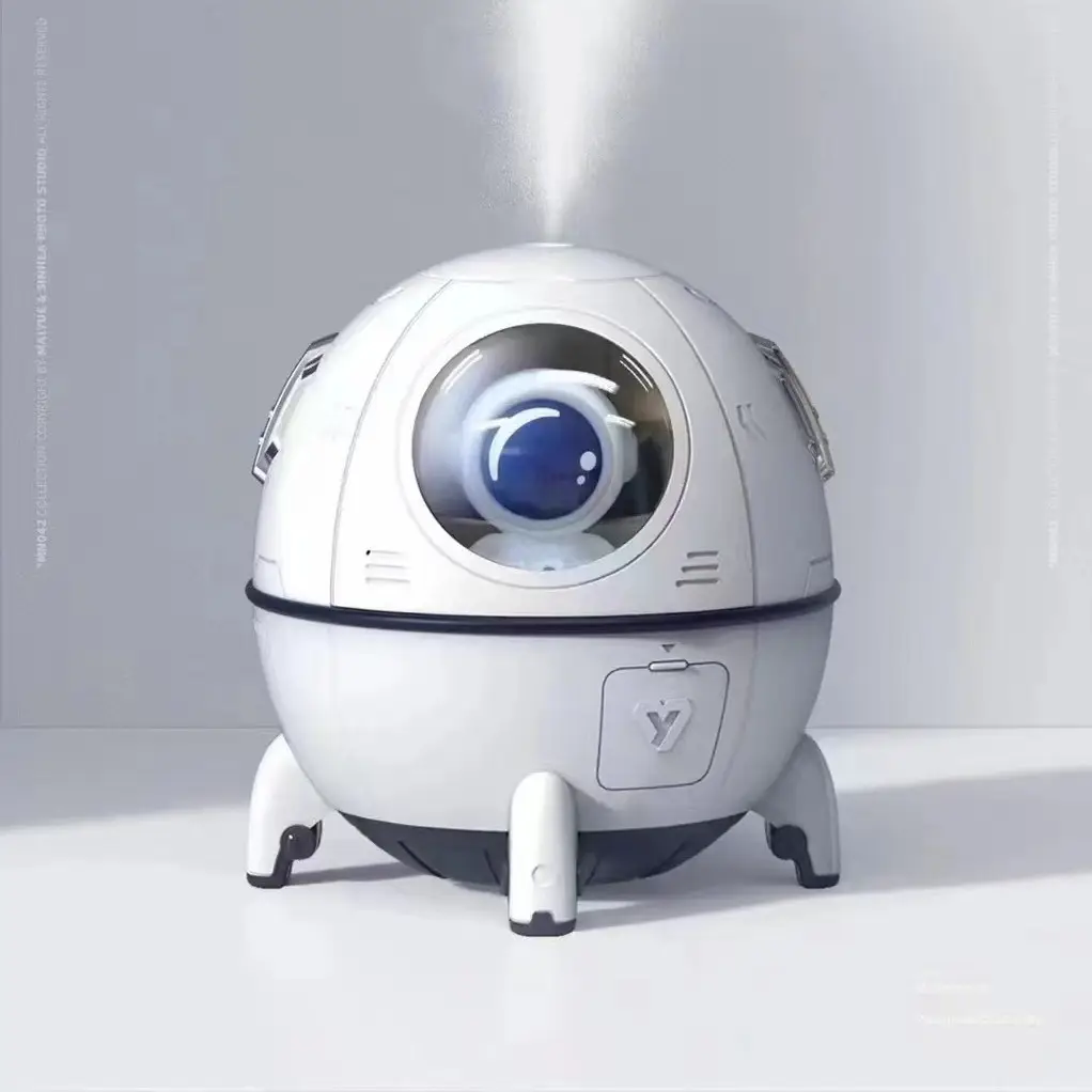 USB Astronaut Humidifier Ornaments Moisturizing Household Home