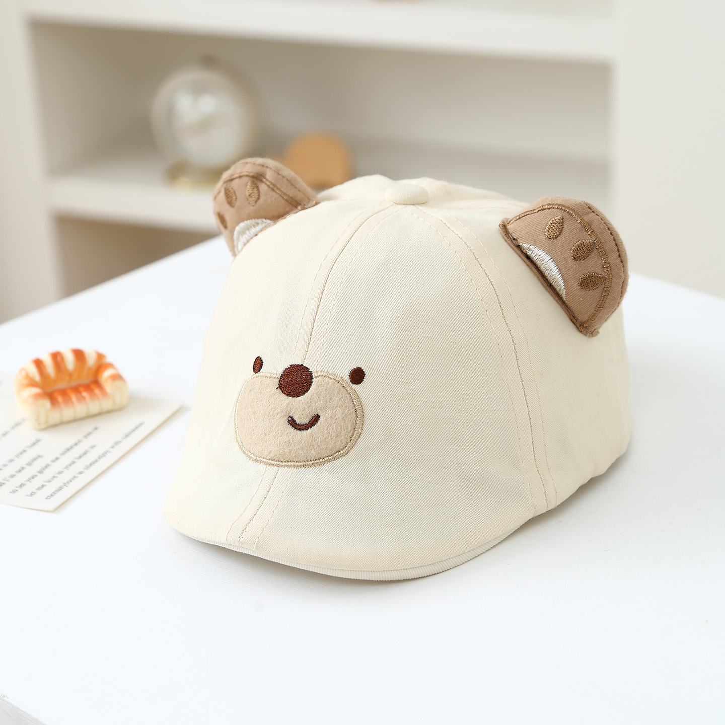 Boy And Girl Cartoon Teddy Bear Embroidered Three-dimensional Paw-print Bear Ears Forward Hat With Sun Protection, Cute And Playful Style Beret