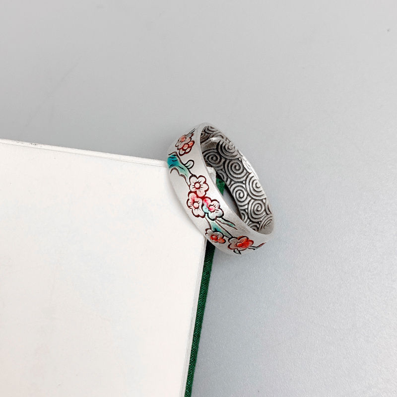 Men's And Women's Vintage Silver Plum Blossom Ring