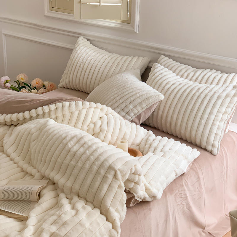 Vertical Pattern Rabbit Milk Fleece Four Piece Set Coral - Image 1