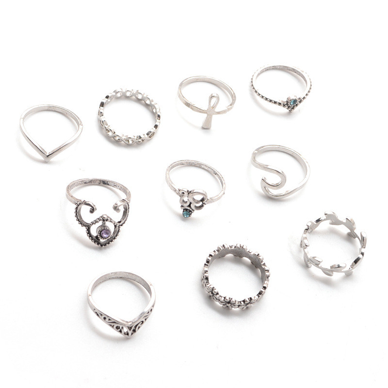 Vintage Inlaid Gemstone Hollow Carved Knuckle Ring